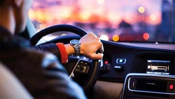 Chức năng của số N trên xe ô tô khi dừng tạm thời