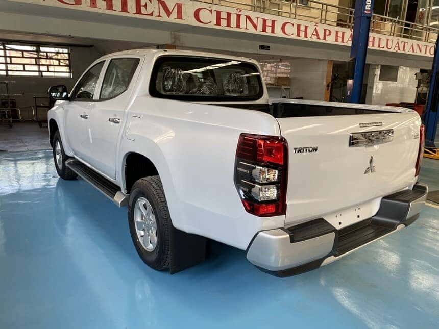 Giá lăn bánh xe Mitsubishi Triton số sàn 1 cầu tại Nghệ An