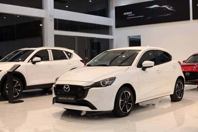 Giá xe ô tô Mazda 2 Sport