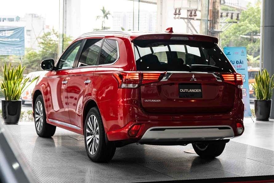 gia-xe-outlander-nghe-an-2-2459607j24390 Giá xe Outlander Nghệ An-2