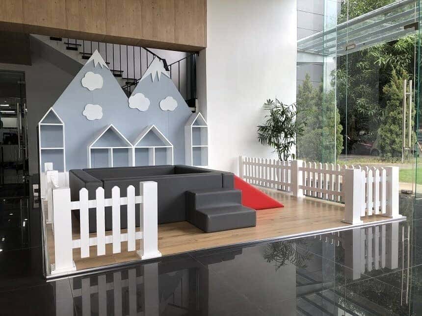 Khu vui chơi dành cho trẻ em tại Showroom ô tô Mitsubishi Vinh Nghệ An