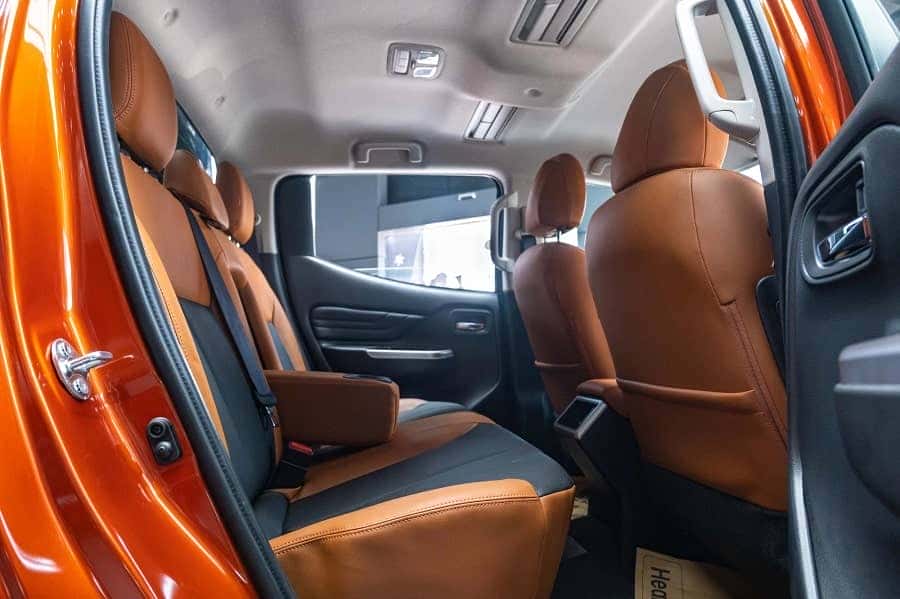 hang-ghe-sau-rong-rai-tren-mitsubishi-triotn-athlete-2159145j24390 Hàng ghế sau rộng rãi trên Mitsubishi Triotn Athlete
