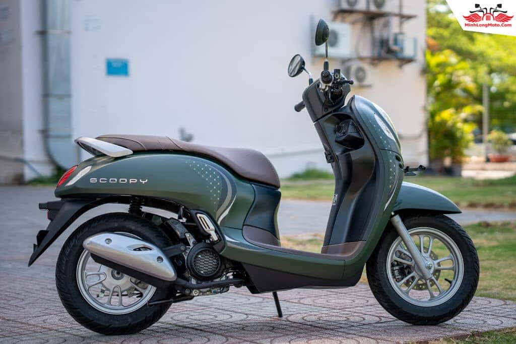 Honda Scoopy 110 màu xanh ngọc, xe tay ga nhập khẩu cho nữ cao 1m40