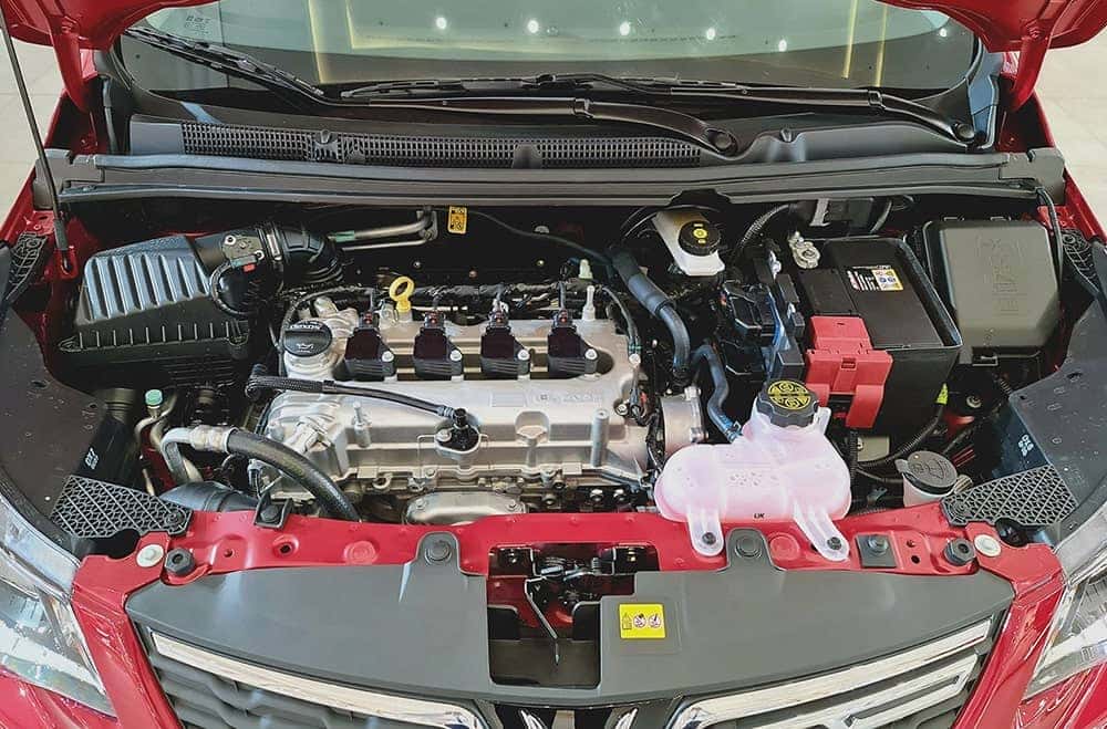 Khoang động cơ 1.4L mạnh mẽ của VinFast Fadil