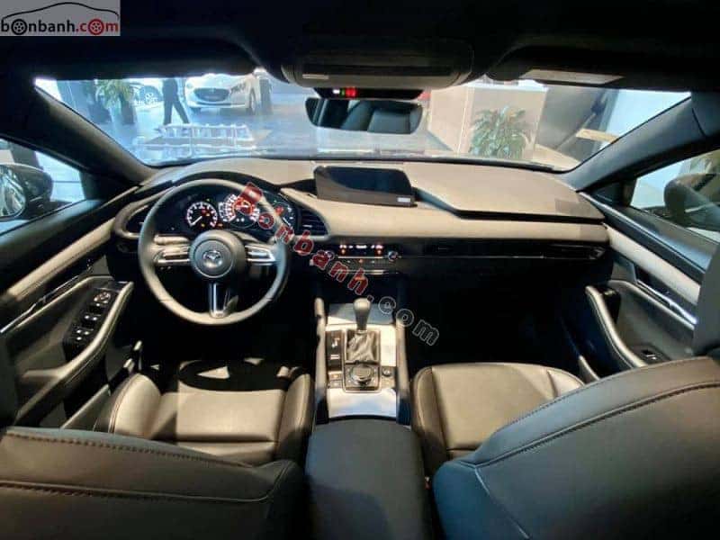Không gian nội thất Mazda 3 tiện nghi và sang trọng