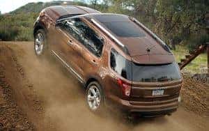 Kỹ thuật lái xe số sàn lên dốc an toàn, lưu ý khi dừng