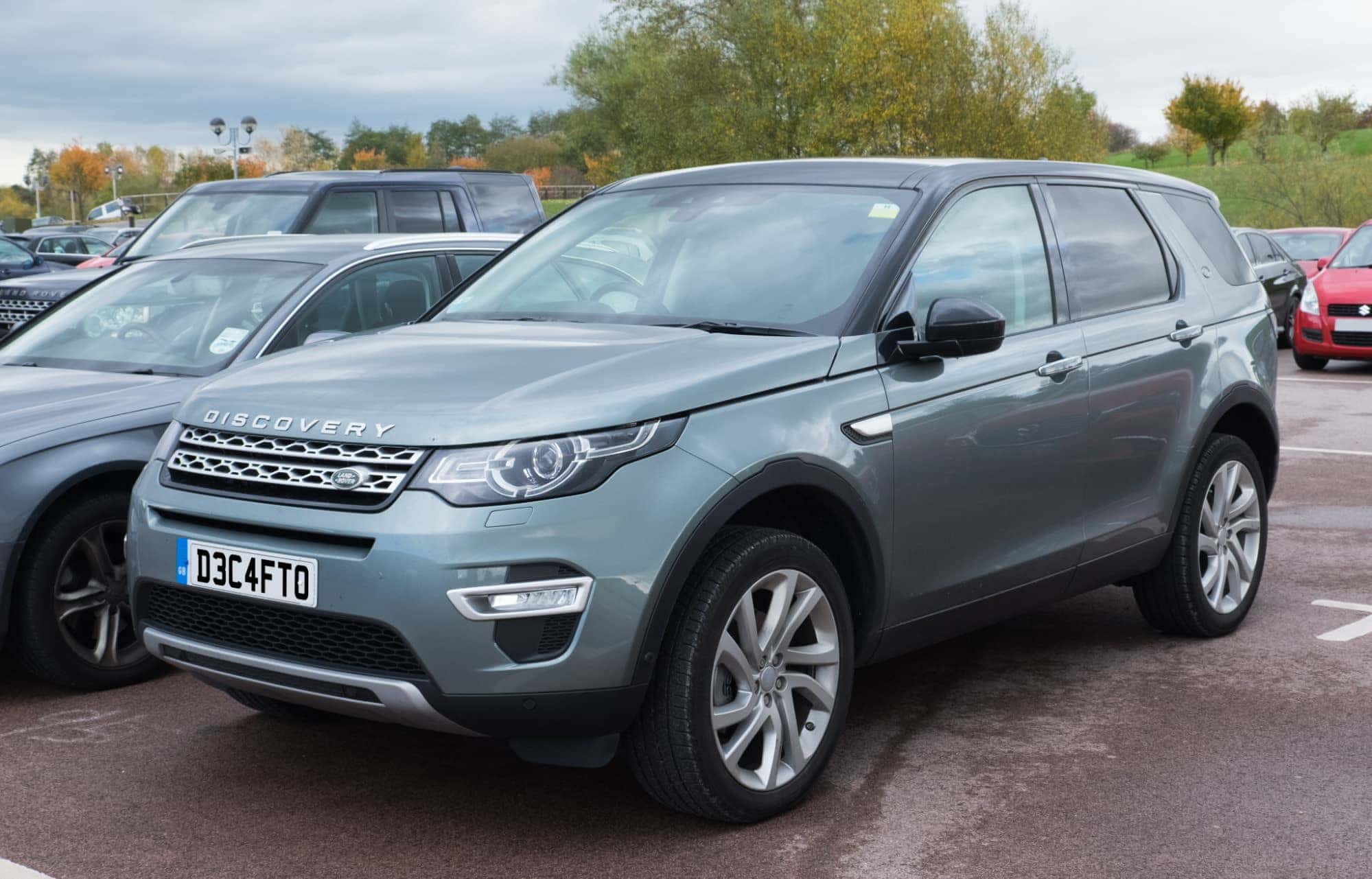 Land Rover Discovery Sport, mẫu xe sang 7 chỗ mạnh mẽ và bền bỉ