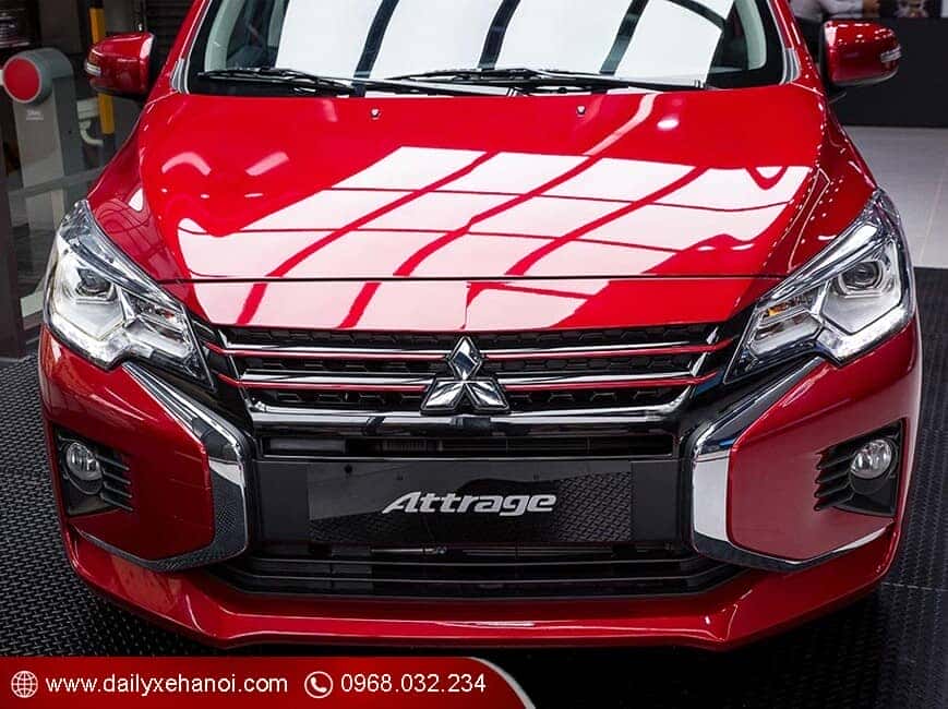 Phần đầu xe của attrage cvt 2020