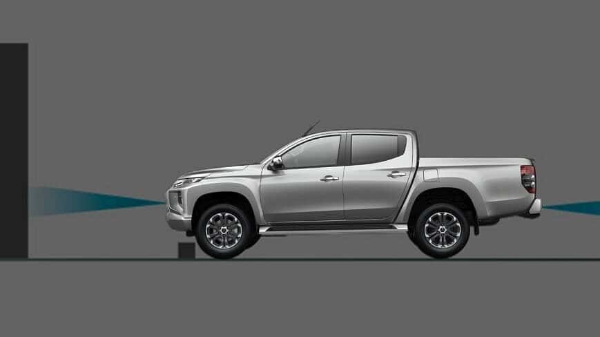 Hê thống chống tăng tốc ngoài ý muốn của xe Triton 2 cầu AT