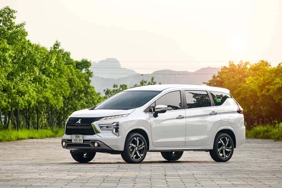 Phần thân xe Mitsubishi Xpander Premium mới
