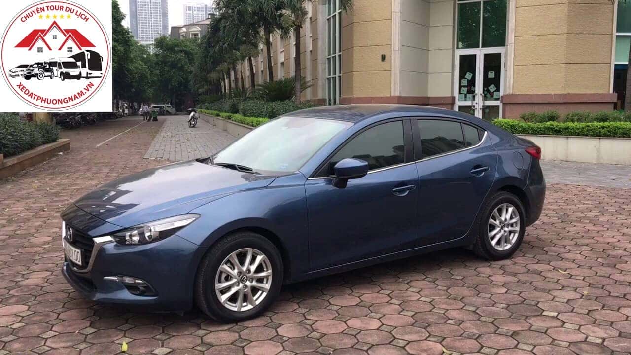 Mô hình xe du lịch 4 chỗ thích hợp cho các chuyến đi xa