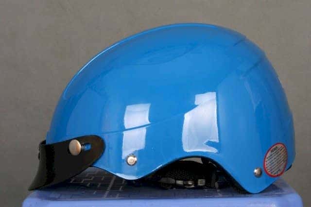 Mũ bảo hiểm Hitech sản xuất tại Việt Nam với công nghệ ABS chống va đập