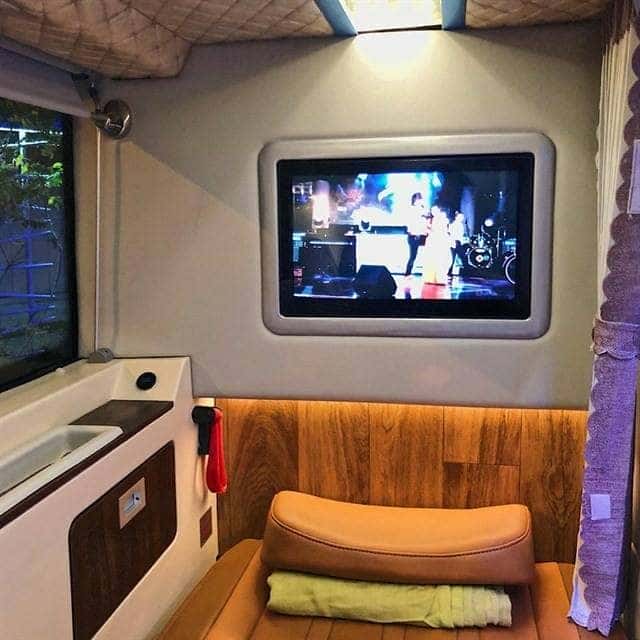 Nội thất xe giường nằm cao cấp Cúc Tư rộng rãi