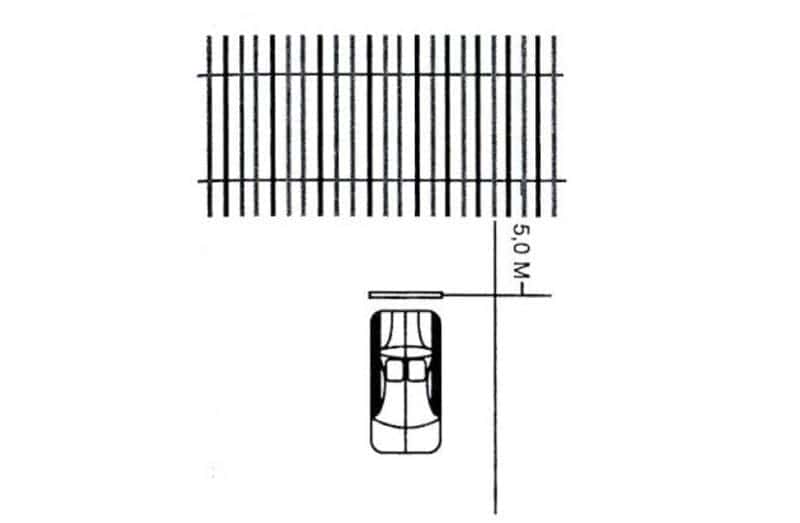 Thao tác dừng xe đúng vị trí tại đường sắt khi thi sa hình B1