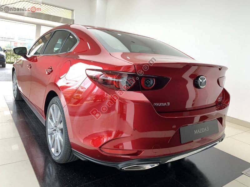 Thiết kế đuôi xe Mazda 3 Sedan tinh tế