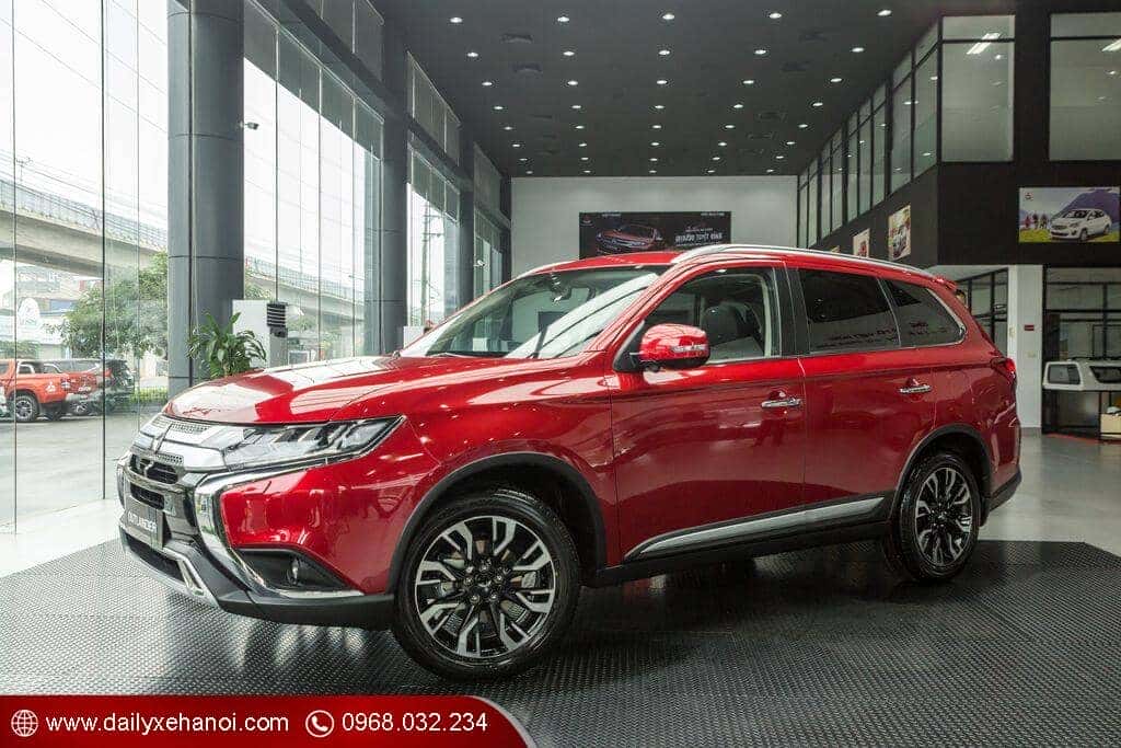 Giá lăn bánh xe Outlander tại Nghệ An