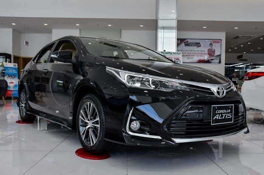 Toyota Altis 1.8 E CVT