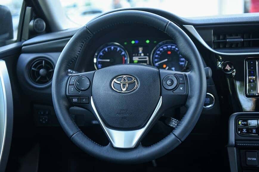 Vô lăng xe Corolla Altis bản G CVT