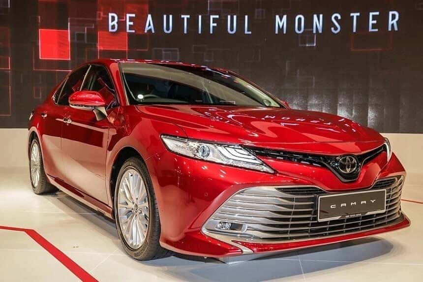xe toyota camry thế hệ mới tại Việt Nam