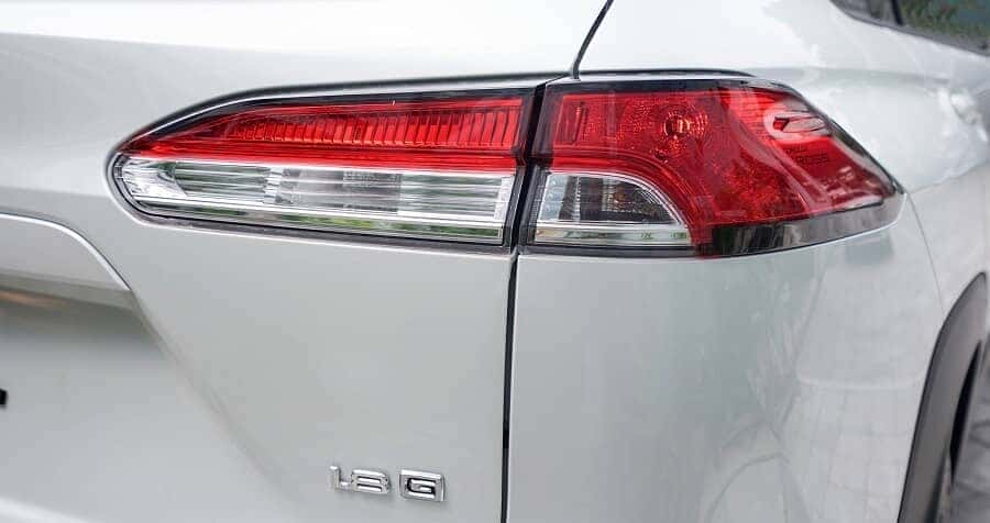 Cụm đèn hậu xe Toyota Cross bản 1.8G