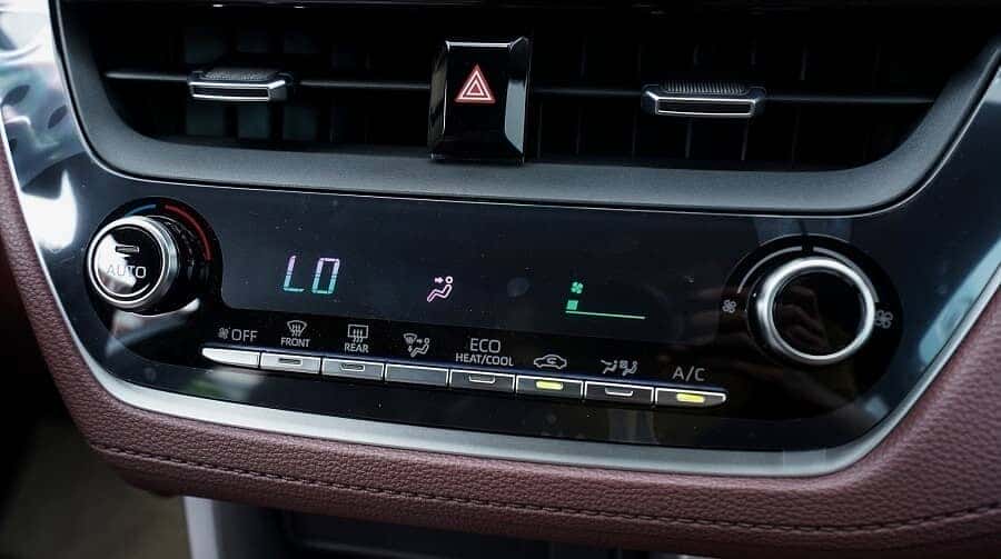 Điều hòa tự động xe Cross 1.8G