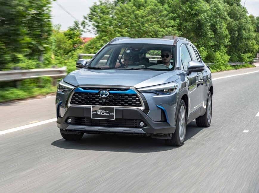 Toyota Corolla Cross phiên bản 1.8 HV động cơ Hybrid
