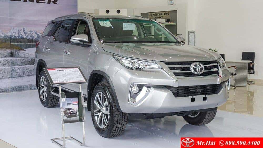 Giá xe Toyota Fortuner
