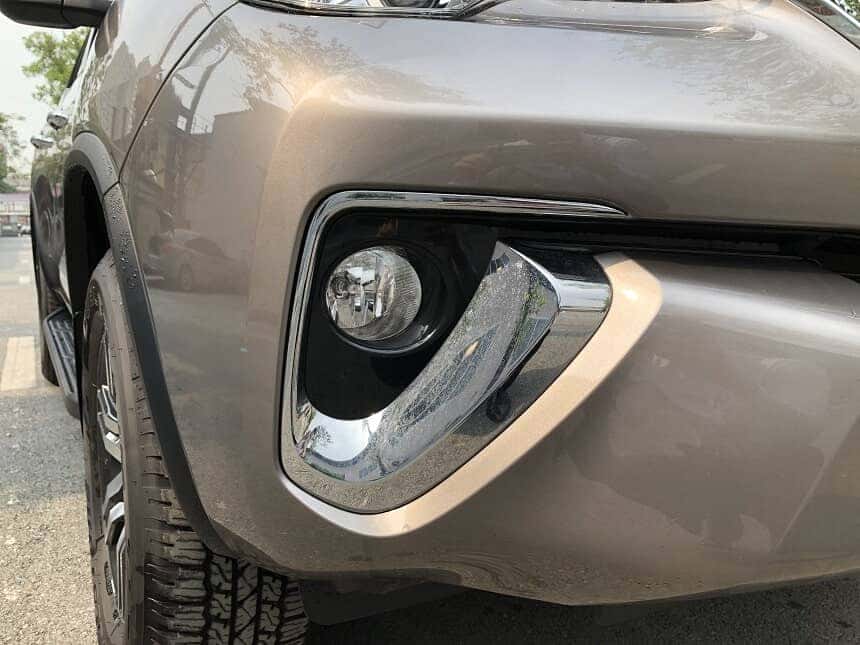 Đèn sương mù Fortuner 2.8 4x4 AT