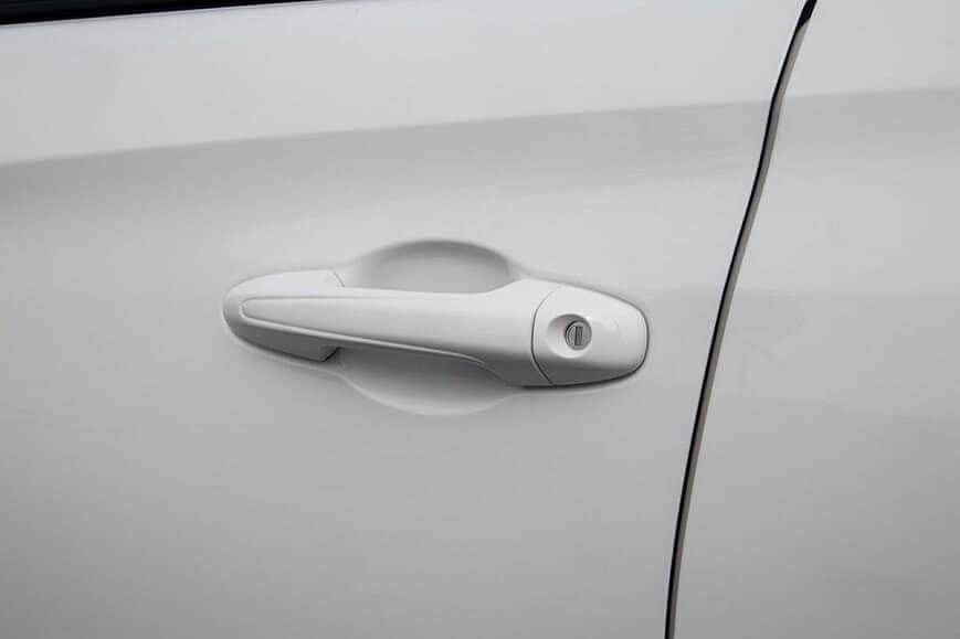 Tay nắm cửa xe vios e số tự động