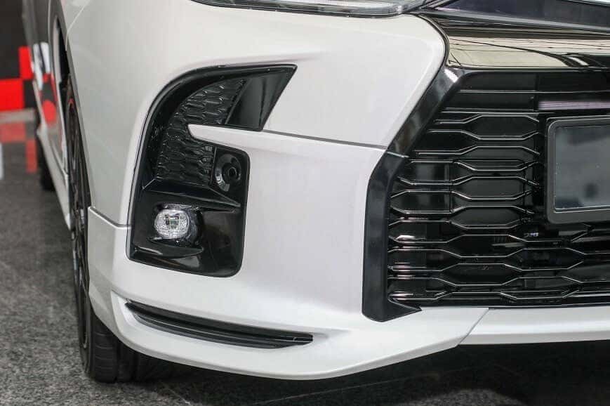 Hệ thống đèn gầm dạng LED trên Vios phiên bản thể thao Sport