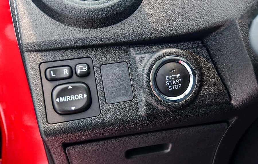 Nút khởi động Start Stop trên Wigo AT