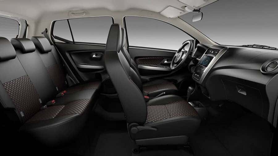 Nội thất rộng rãi trên xe Toyota Wigo 1.2 G MT